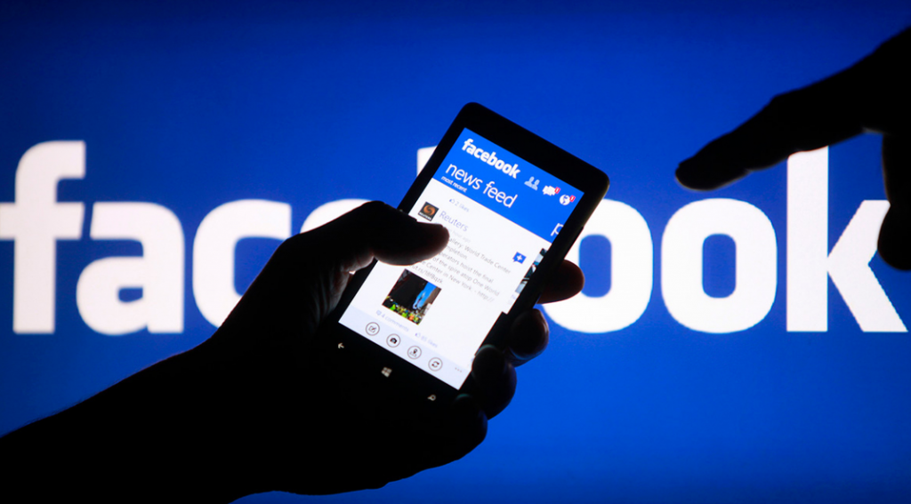 Социальная сеть Facebook